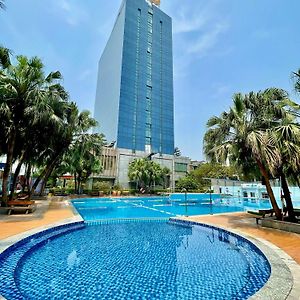 Muong Thanh Grand Xa La Hotel